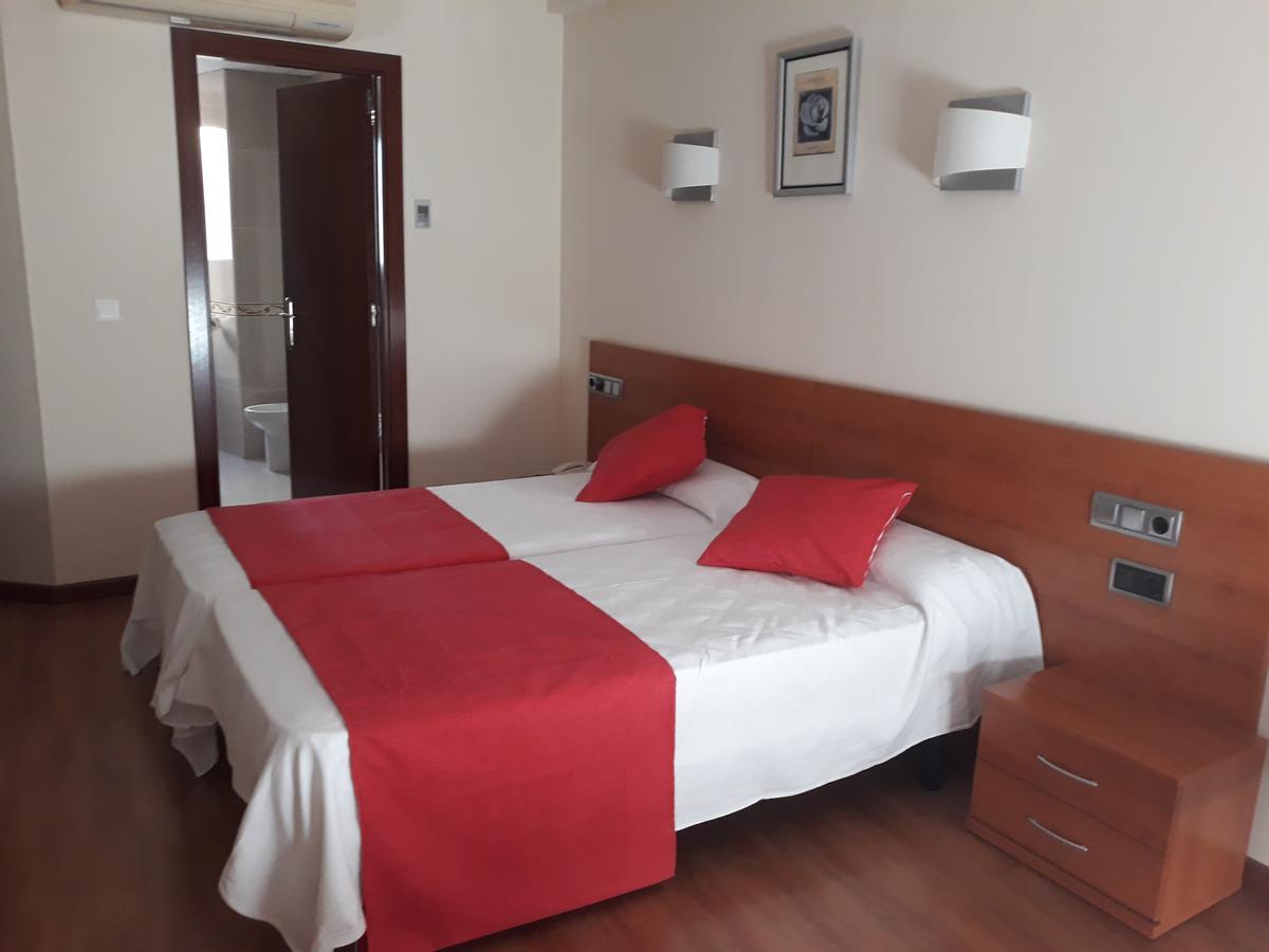 Hotel Zaravencia By Bossh Hotels Toro Exterior photo